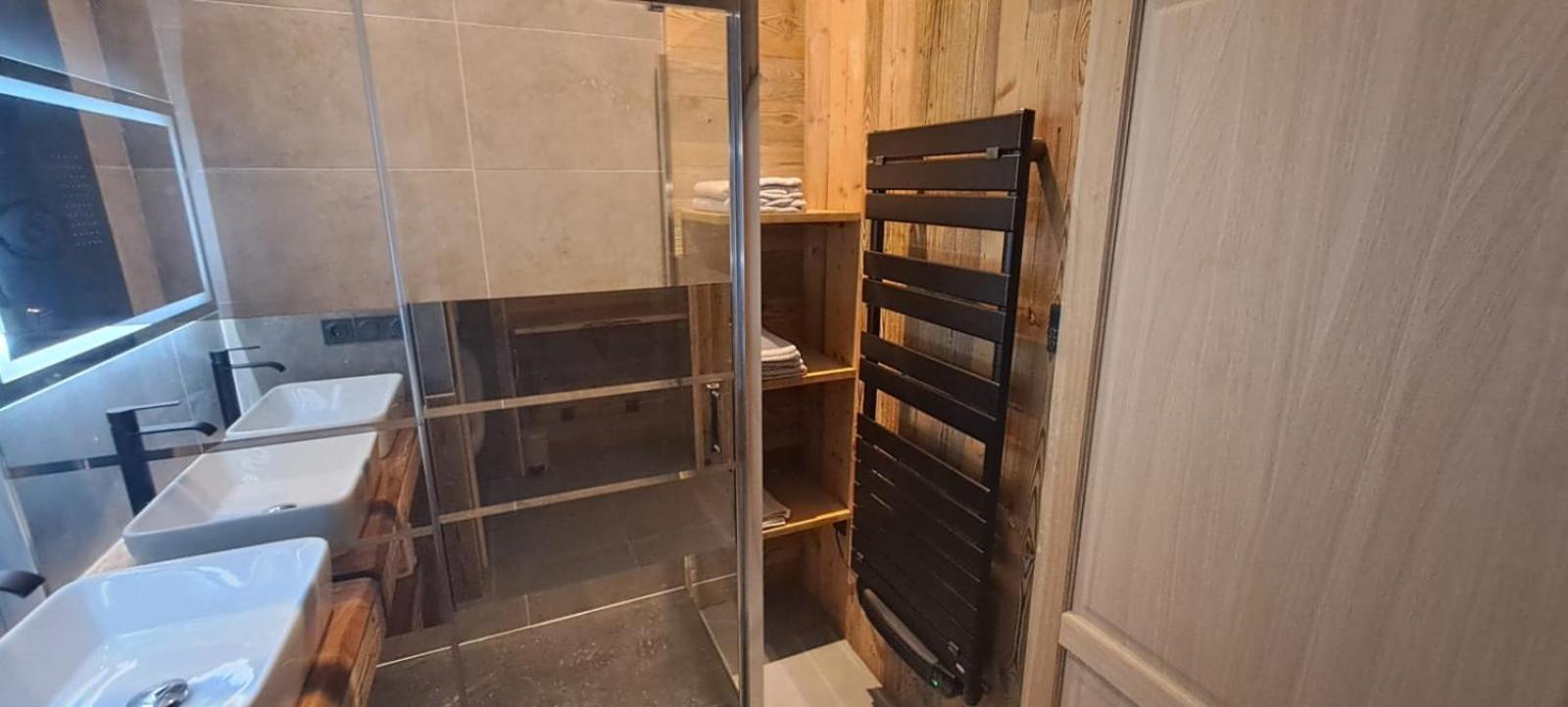 Maison A Moutiers 3 Vallees 4 Chambres 10 Pers מראה חיצוני תמונה