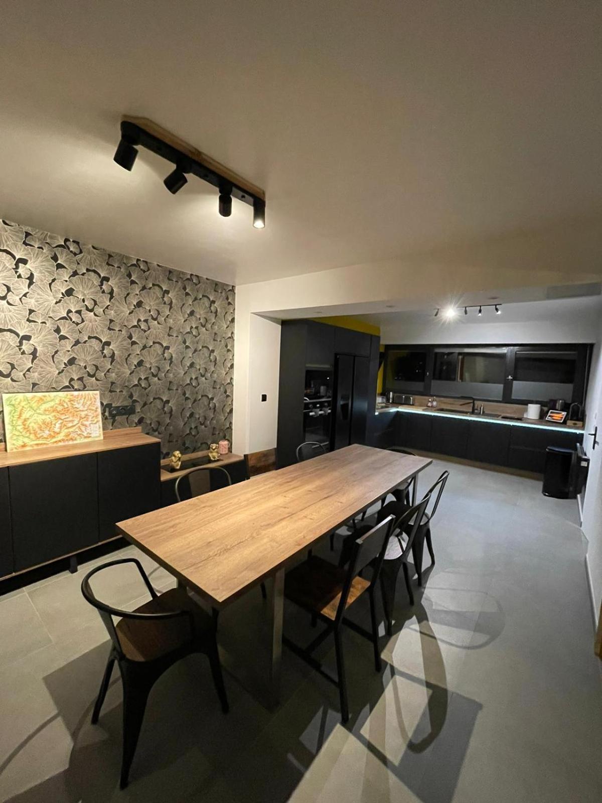 Maison A Moutiers 3 Vallees 4 Chambres 10 Pers מראה חיצוני תמונה